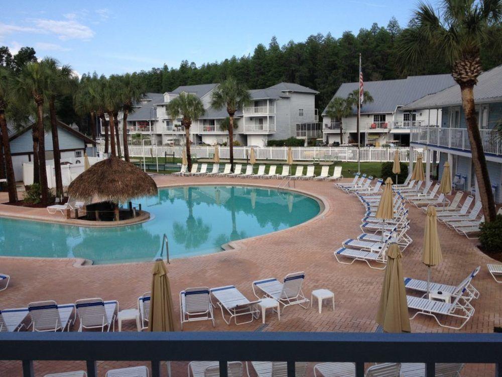 Hotel Paradise Lakes Resort, Clothing Optional - Adult Only 3*