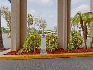 Motel Americas Value & 2*