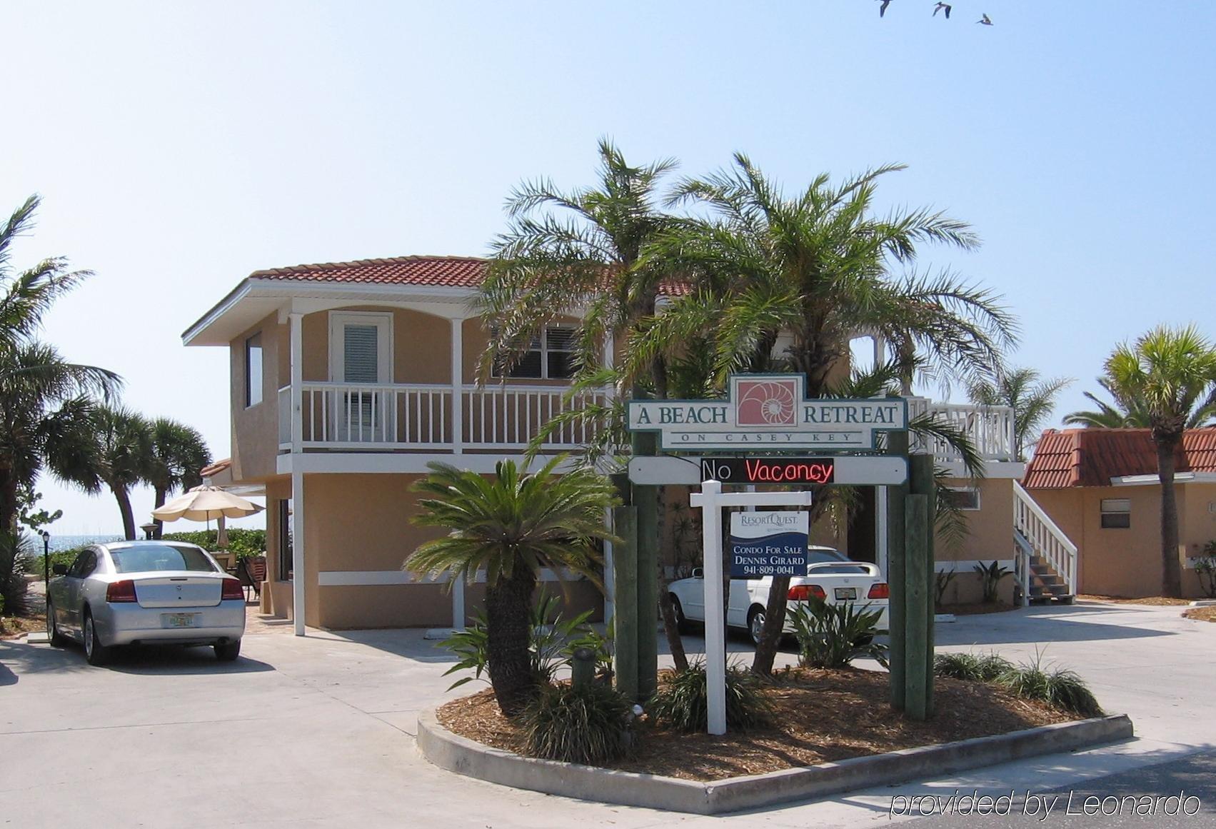 A Retreat On Casey Key