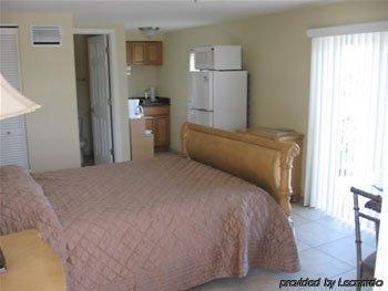 Aparthotel A Retreat On Casey Key Nokomis