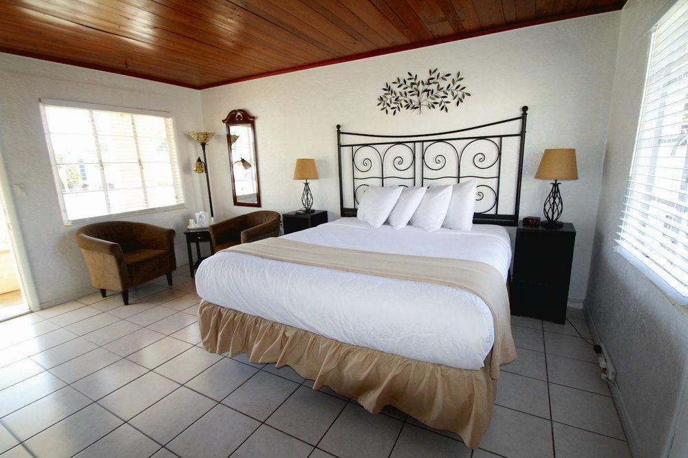 Hotel Island Breeze -