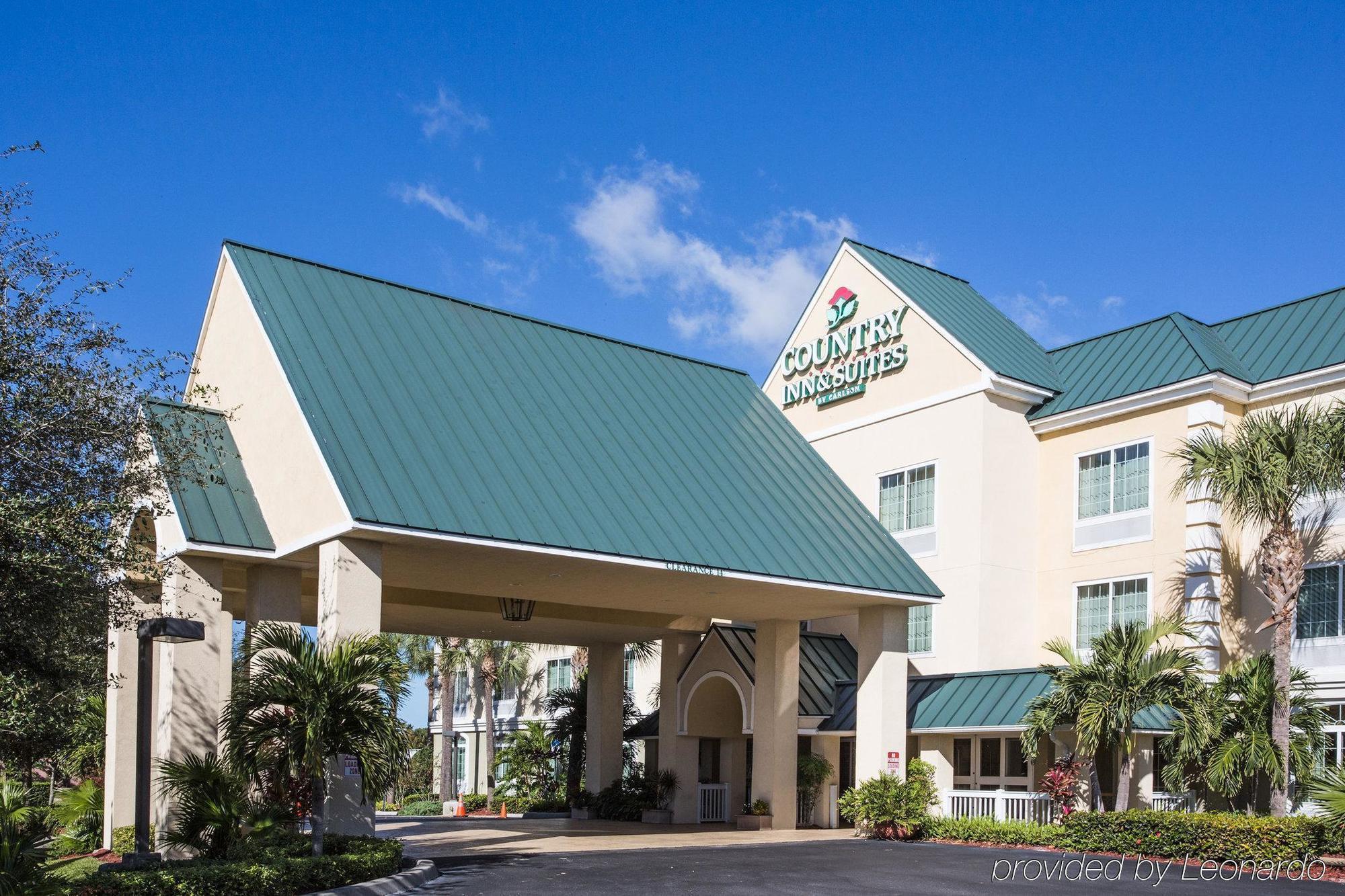 Hotel Surestay By Western Vero Vero Beach