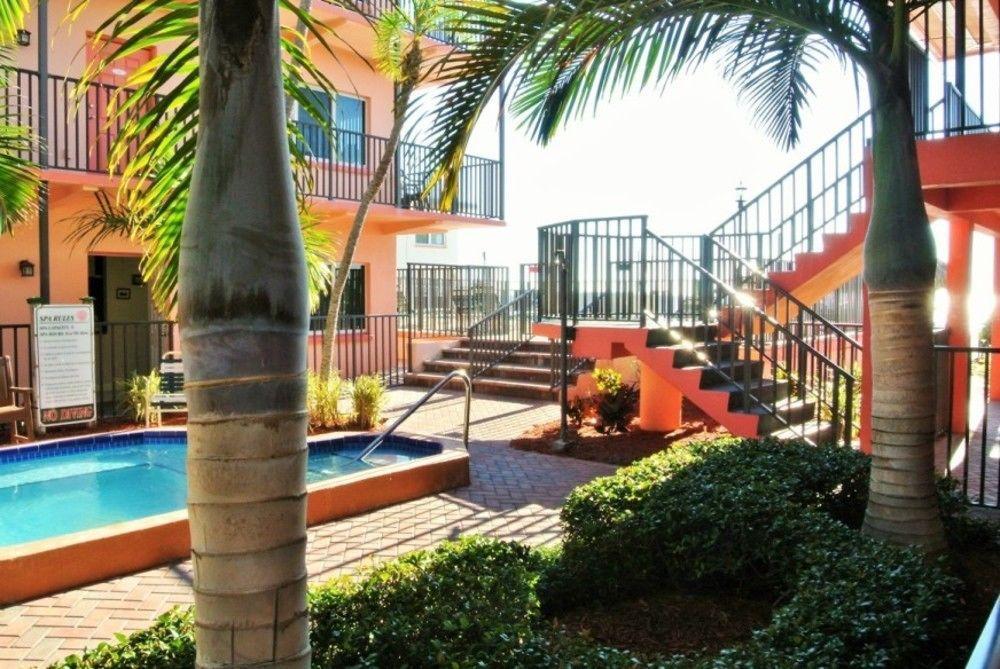 Hotel Coral Shores 3*