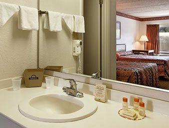 Jax Airport Lodge Jacksonville