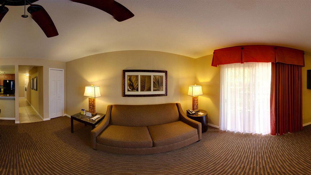 Saratoga Villas- Near 3* Kissimmee