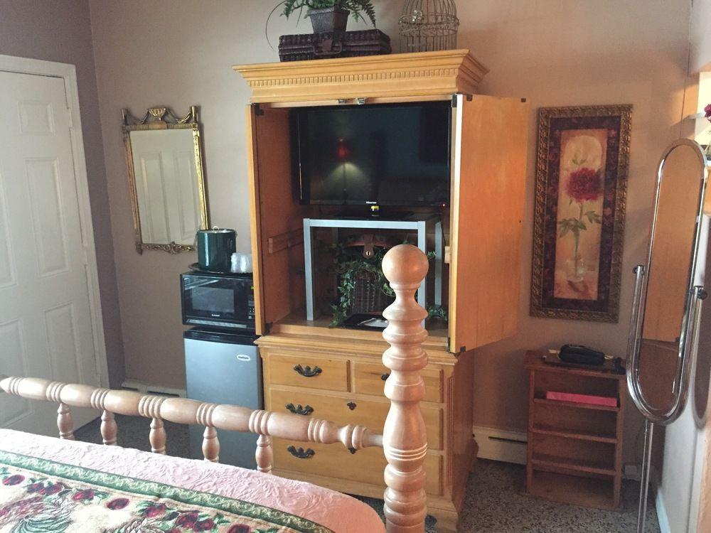 Shamrock Cove Inn Motel 4*