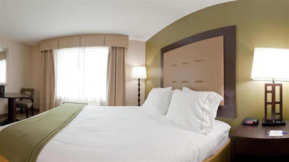 Express & - Mayport / By Ihg Hotel 2*