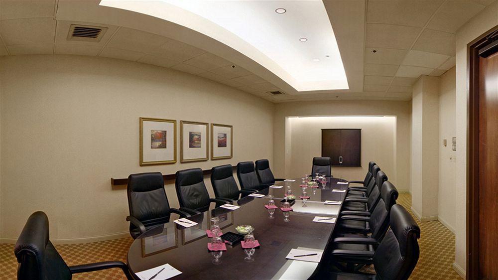 Embassy By Hilton Orlando International Drive Icon Park 3* Williamsburg