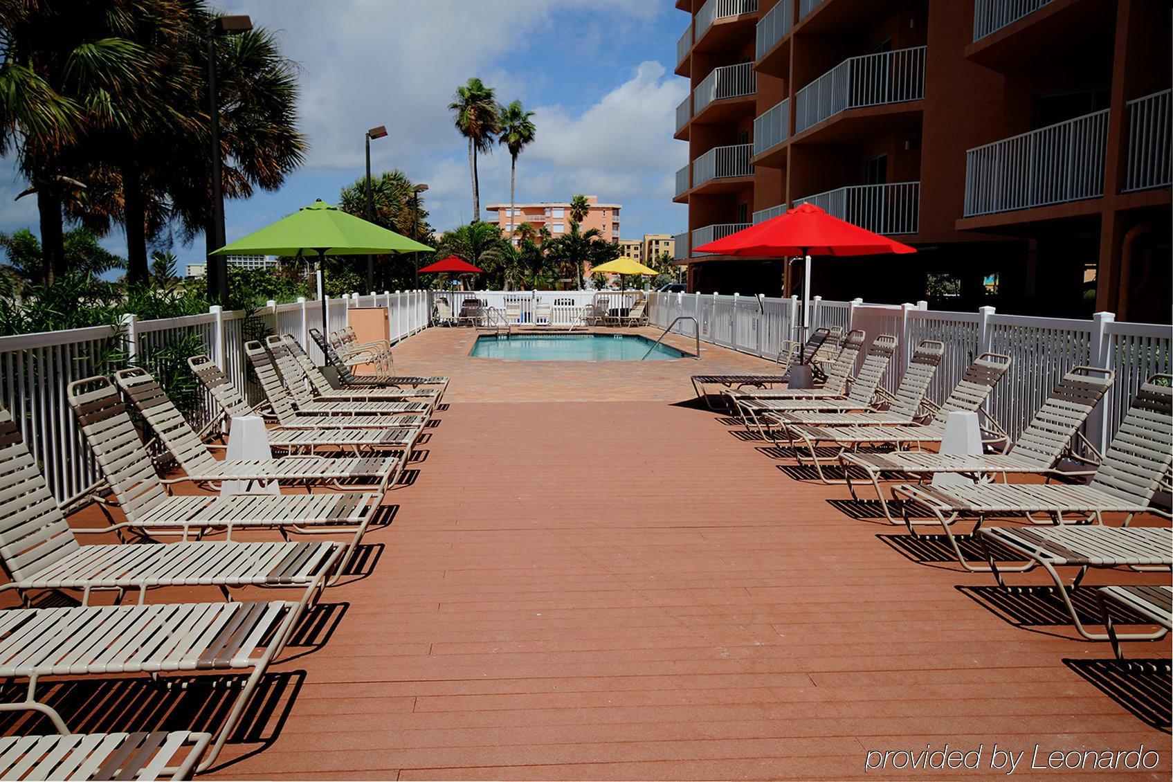Surf Treasure Island Aparthotel 3*