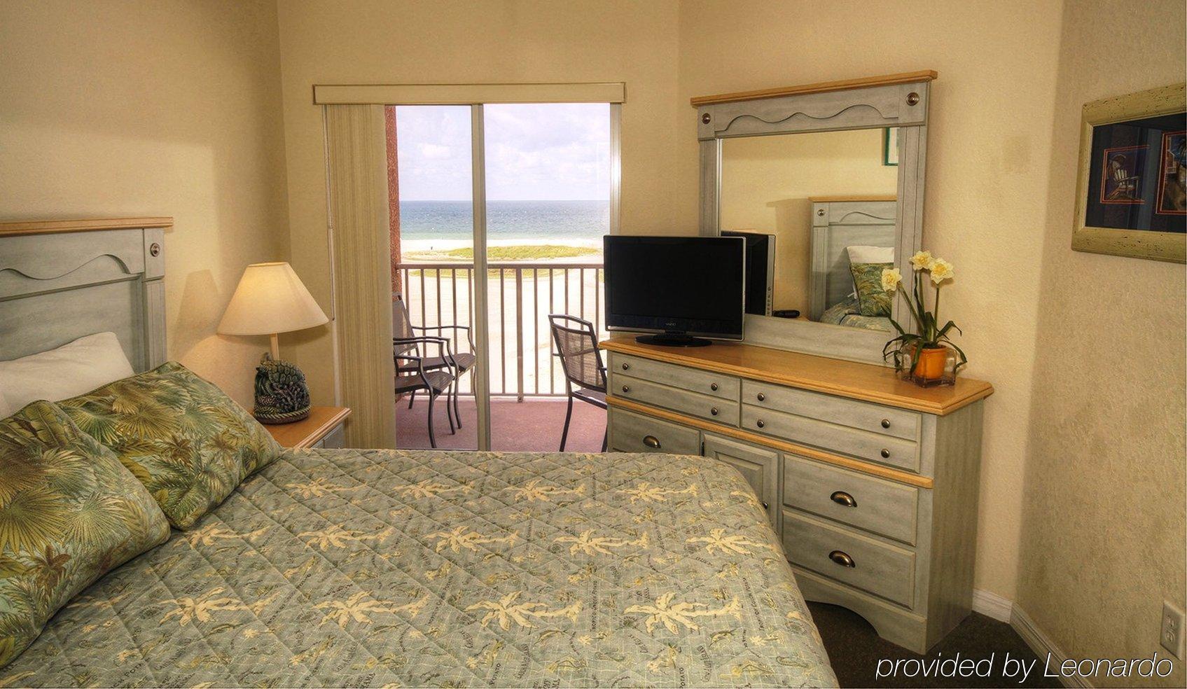 Surf Treasure Island 3*