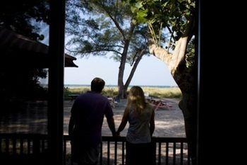 Rolling Waves Beach Cottages Hotel Longboat Key
