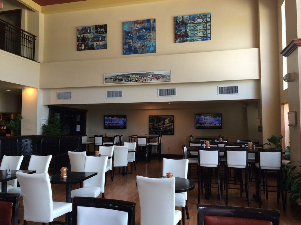 Seven Raceway Hotel Sebring
