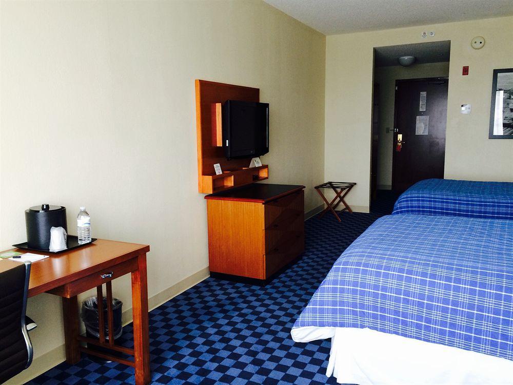 Seven Raceway Hotel 3*