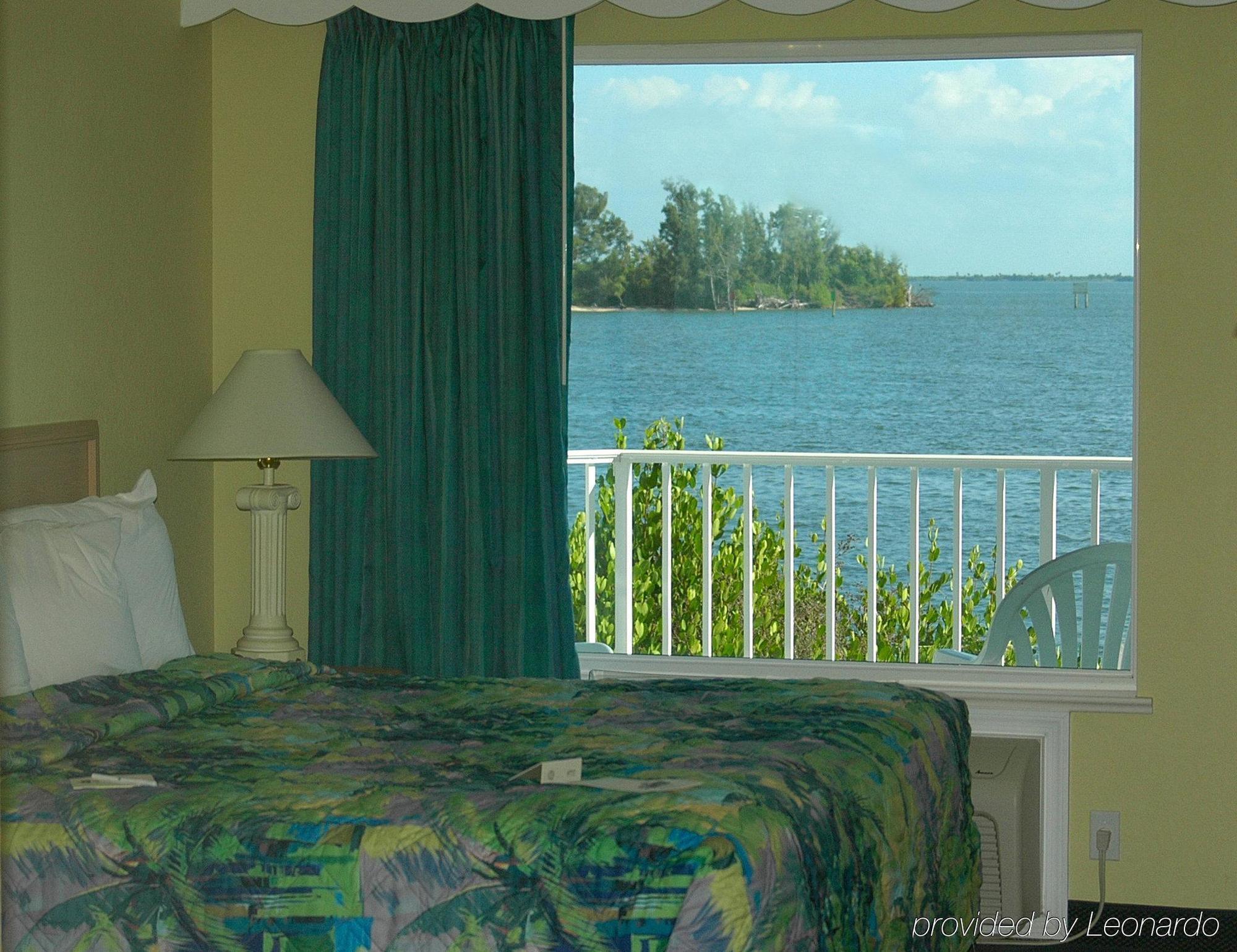 Capt Hirams Resort