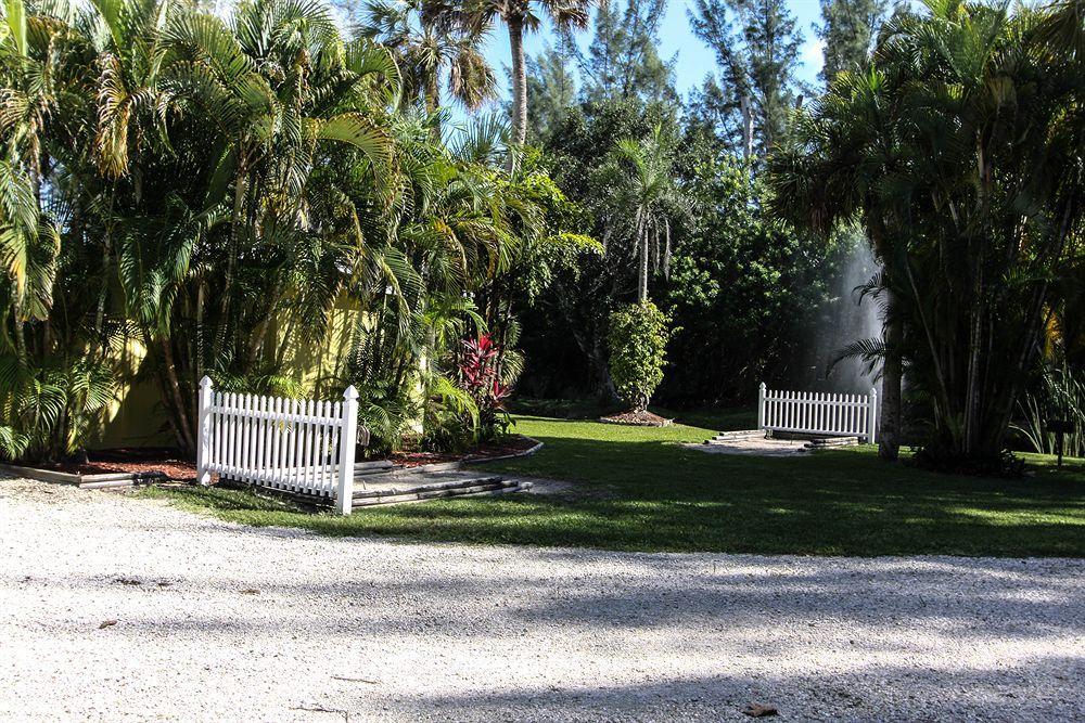 Anchor And Holiday park 2*