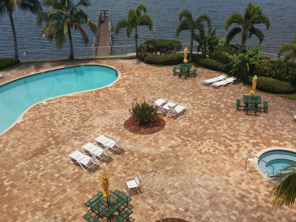 Boca Ciega By Travel Services * St. Petersburg