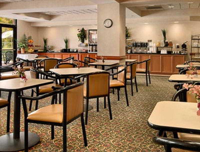 Hotel Hampton South/i-95 At Jtb
