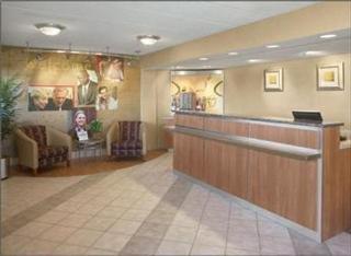 Red Roof Airport Motel 2*