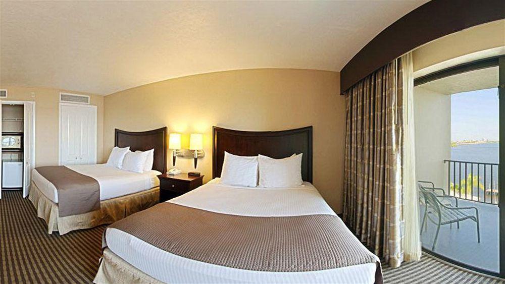 Western Myers Waterfront 3*