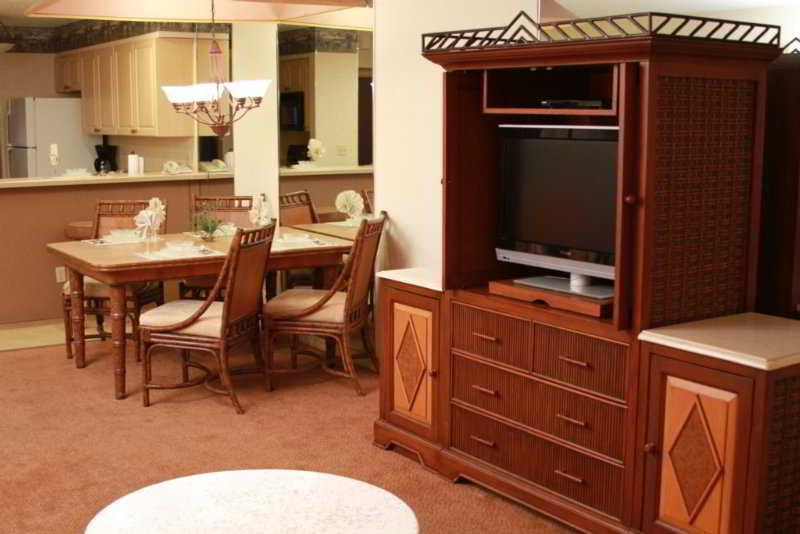 Resort Parkway International 3*