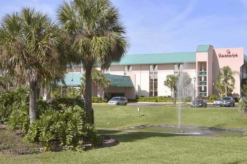Hotel Ramada Maingate West Lake Buena Vista