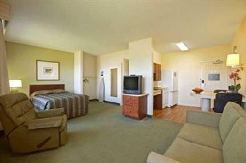 Extended America Select - Orlando - Maitland - Summit Tower Blvd Altamonte Springs