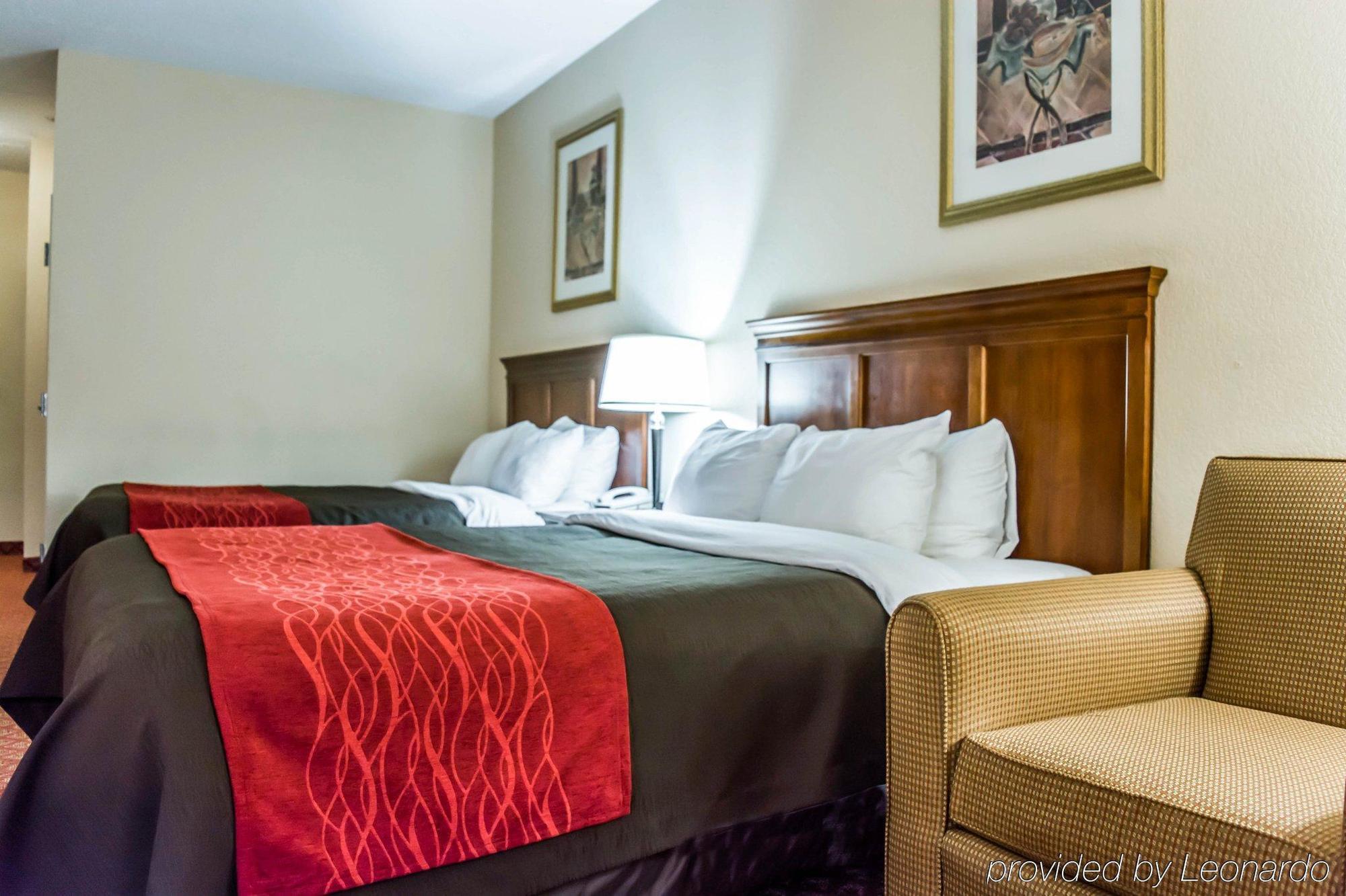 Baymont By Wyndham Hotel Bonita Springs