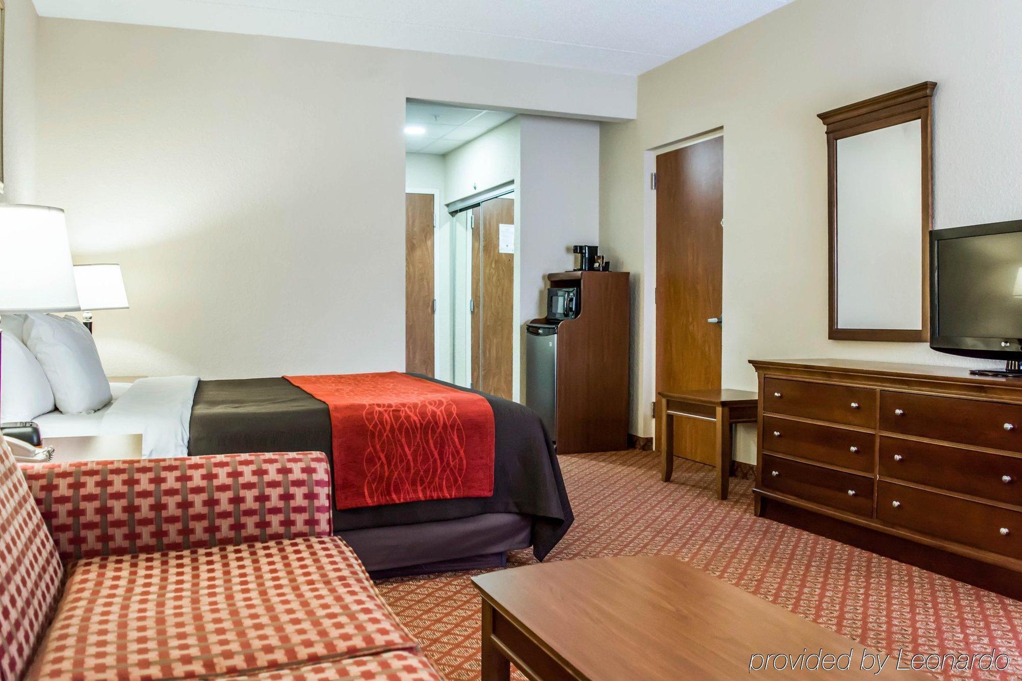 Baymont By Wyndham Hotel Bonita Springs