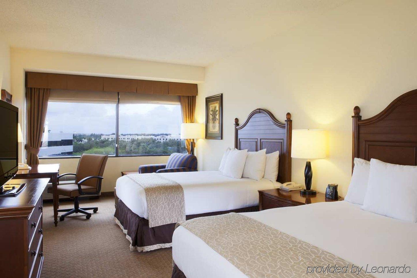 Doubletree By Hilton West Palm Airport 4*