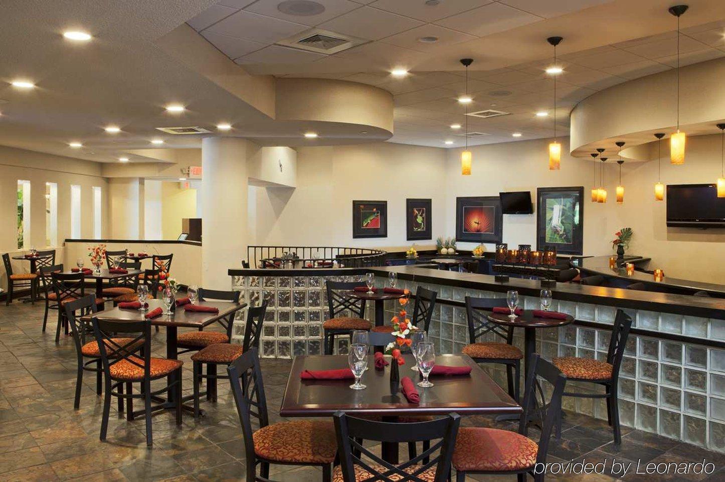 Doubletree By Hilton West Palm Airport Hotel