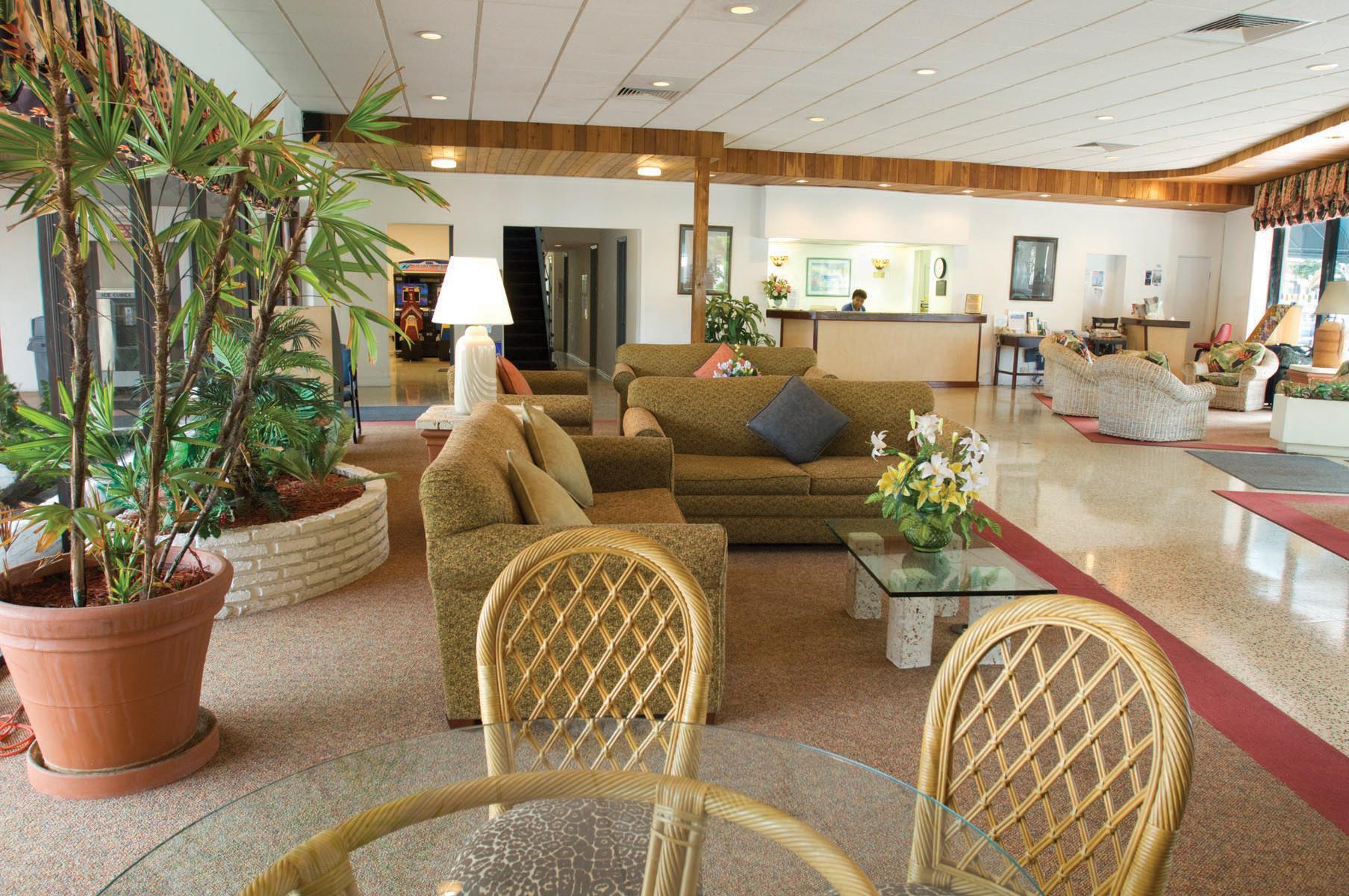 Travelodge Monaco Motel Sunny Isles Beach