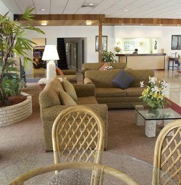 Travelodge Monaco Motel Sunny Isles Beach