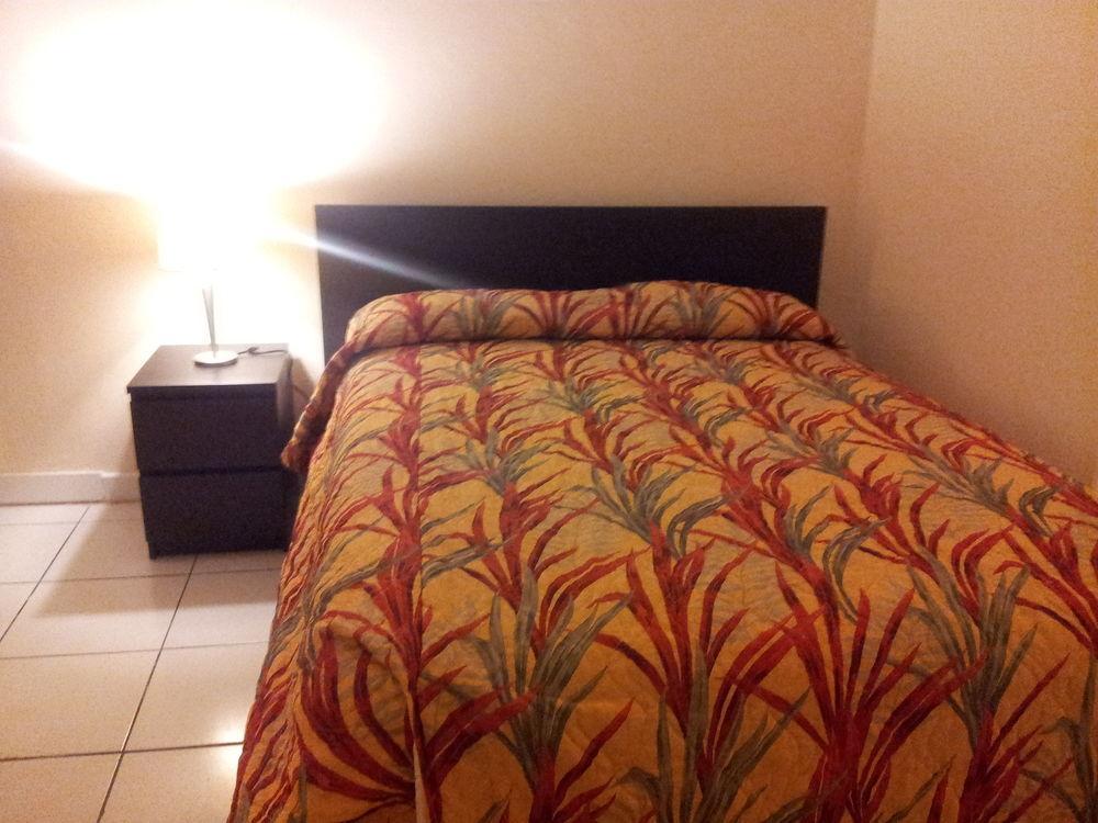 Shores Terrace Motel