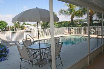 Edgewater Apartment