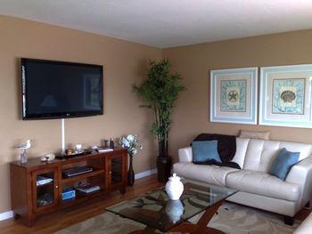 Edgewater Apartment