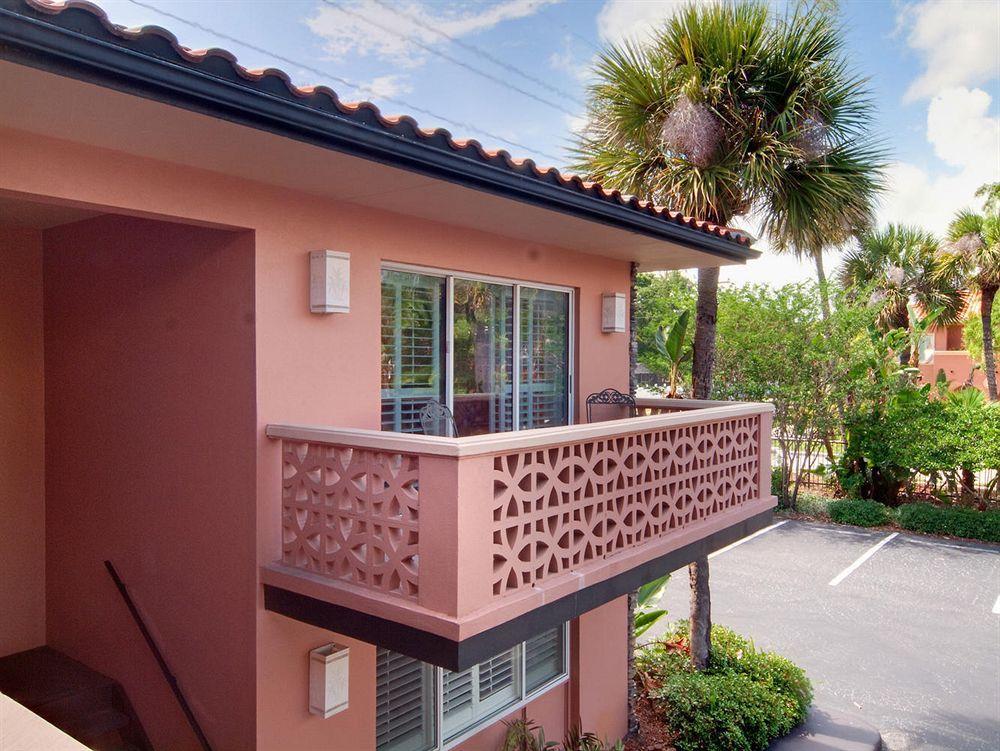 Tahitian Boutique 3* Tampa