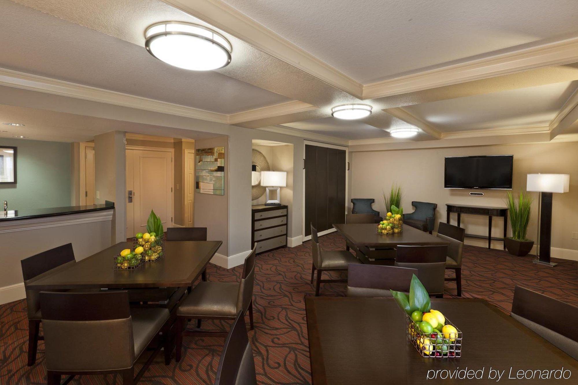 Rosen Centre Orlando Convention Center 3*