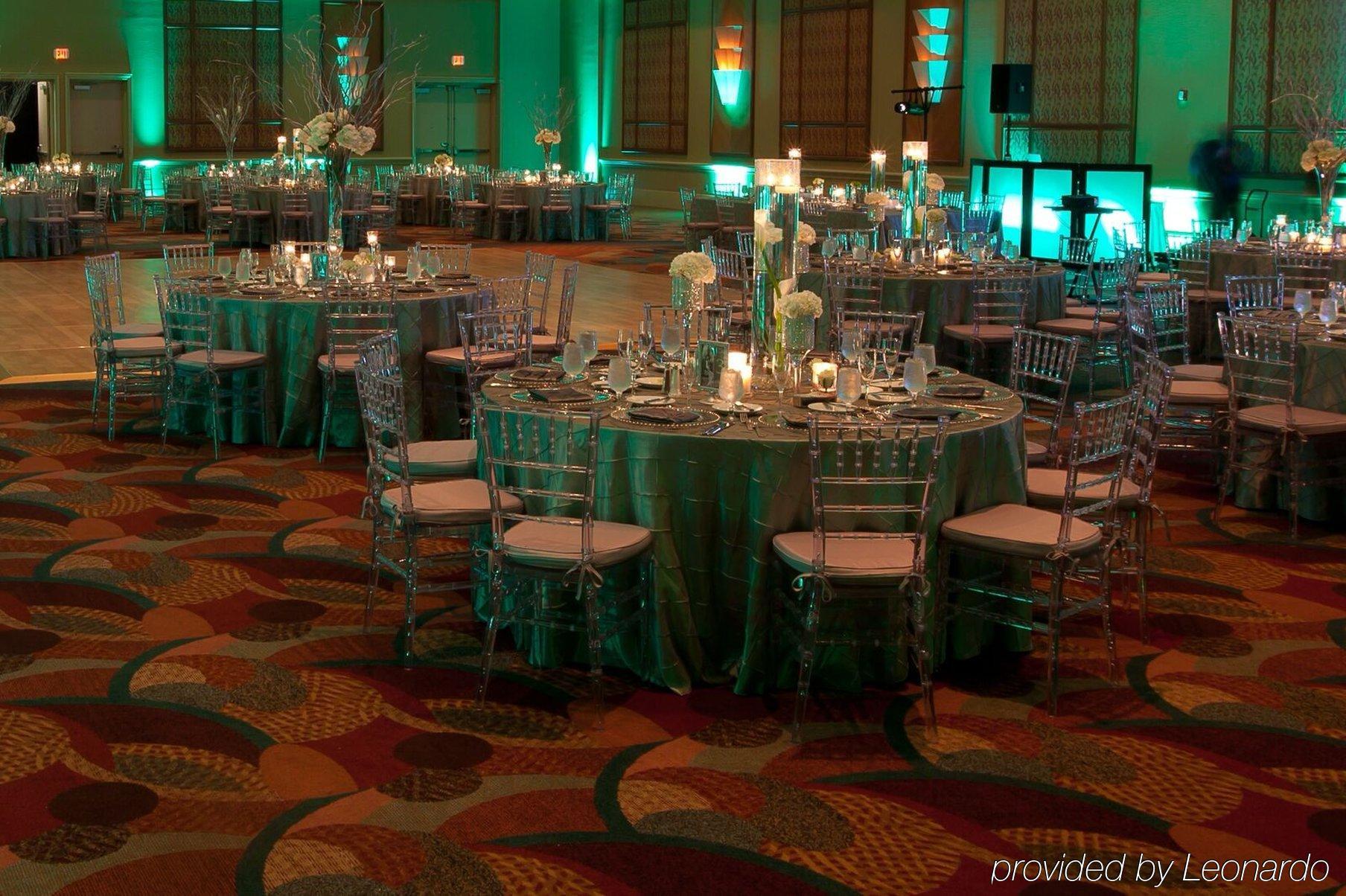 Rosen Centre Orlando Convention Center 3*