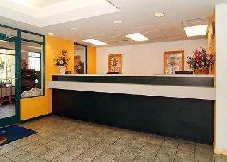 Rodeway Inn 3*
