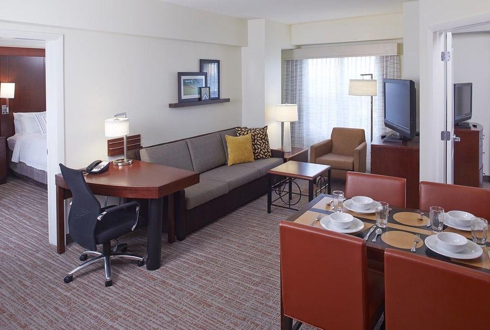 By Marriot Downtown Hotel Clearwater