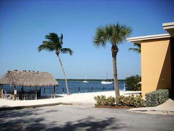 Hampton Hotel 3*