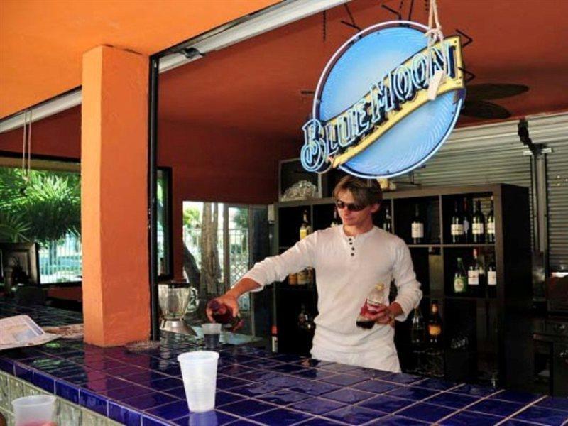 Chateau Mar Golf Resort, Trademark Collection By Wyndham Hotel Lauderhill