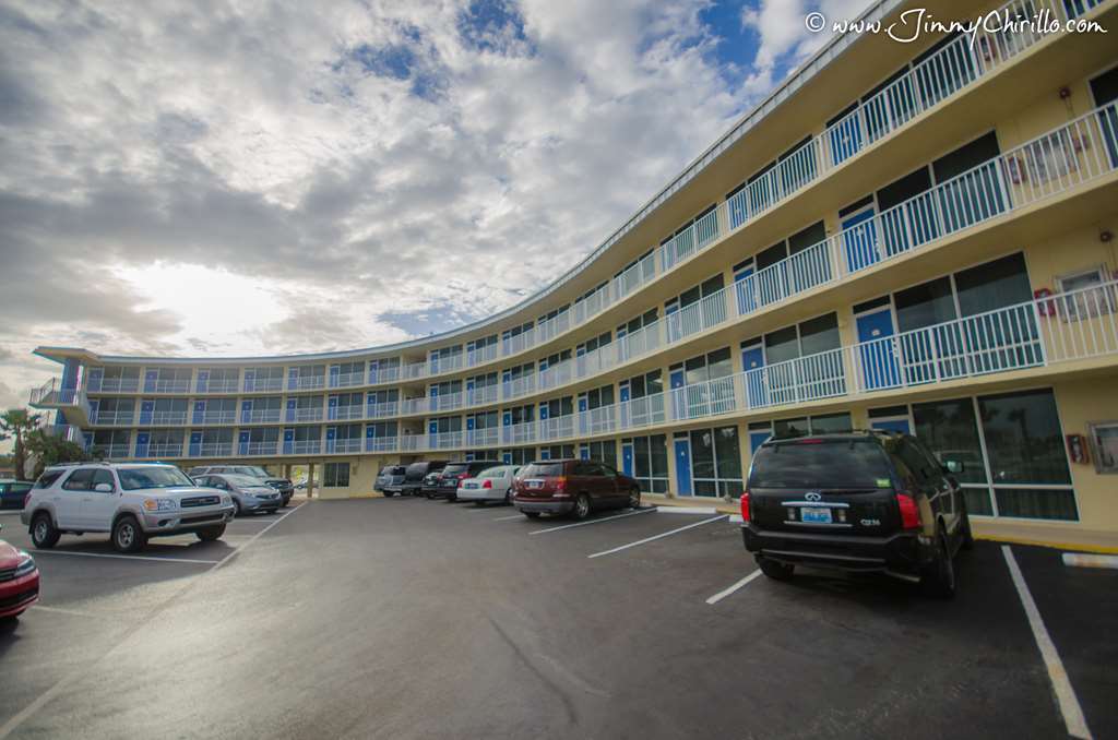 Outrigger Club 3*