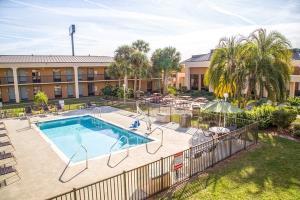 Hampton & Orlando North Hotel