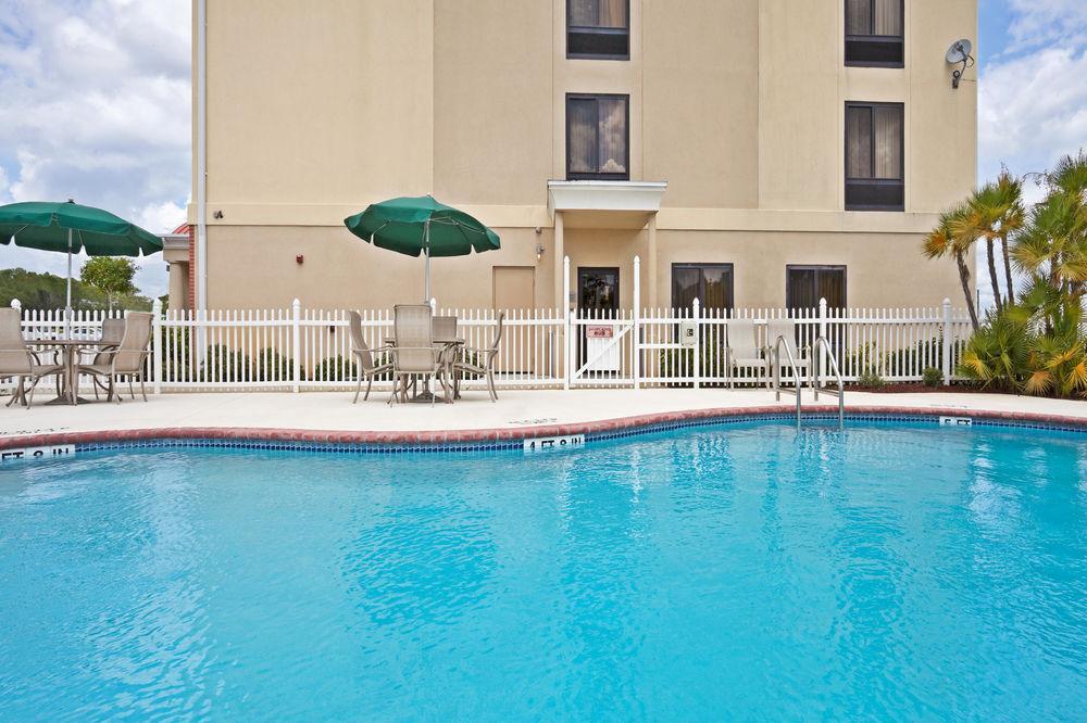 Express & By Ihg Hotel Sebring
