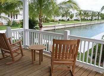 Coral Lagoon * Key Colony Beach