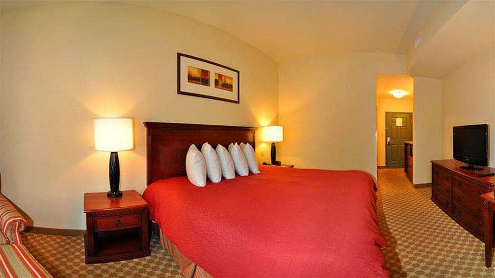 Country & By Radisson, Crestview, Fl Hotel