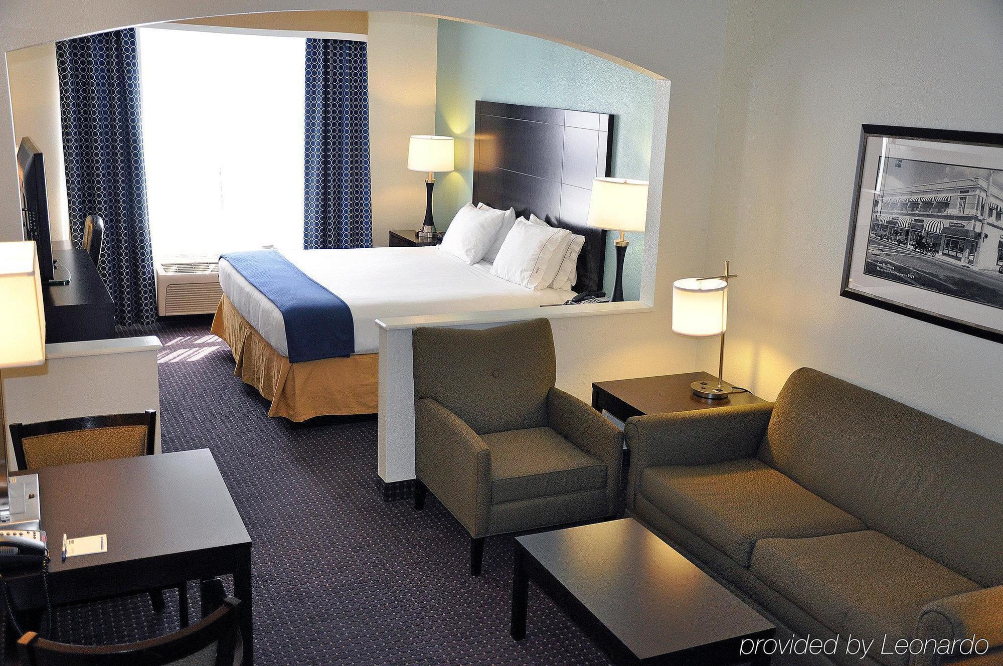 Express & Plant By Ihg Hotel Plant City
