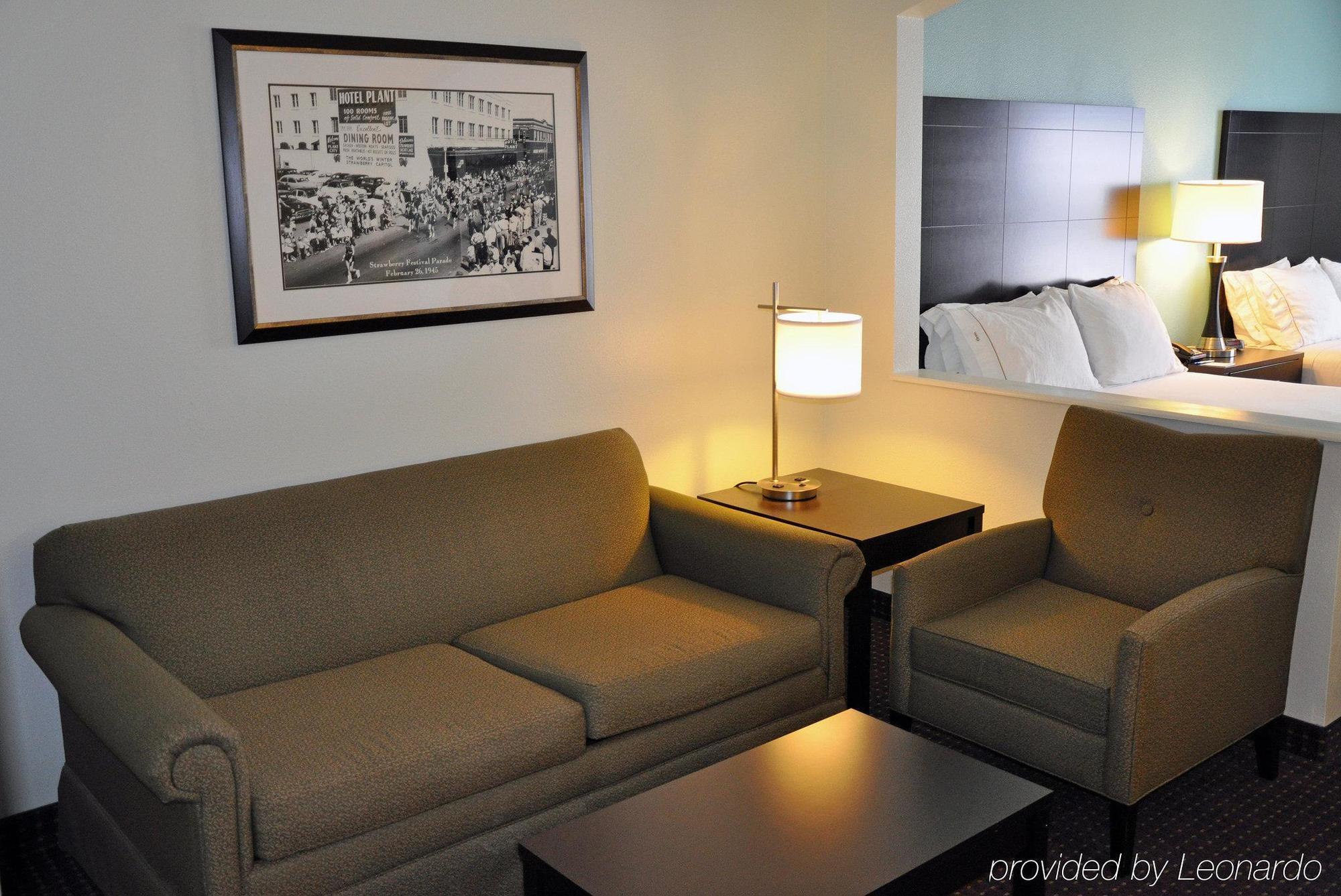 Express & Plant By Ihg Hotel 3*