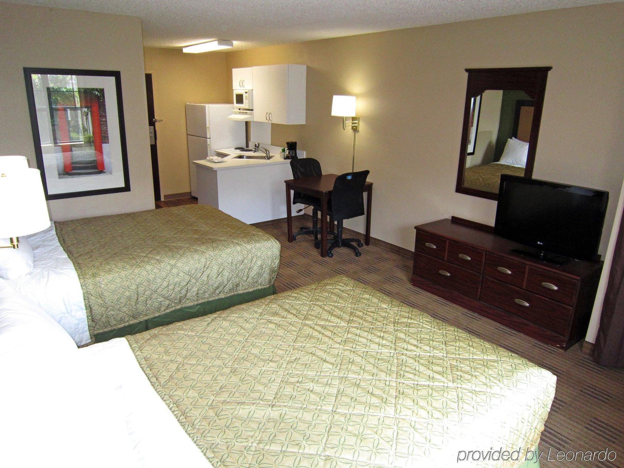 Extended America Select - Tampa - North - Usf - Attractions Hotel